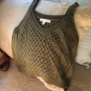 Crop sweater tank top army green